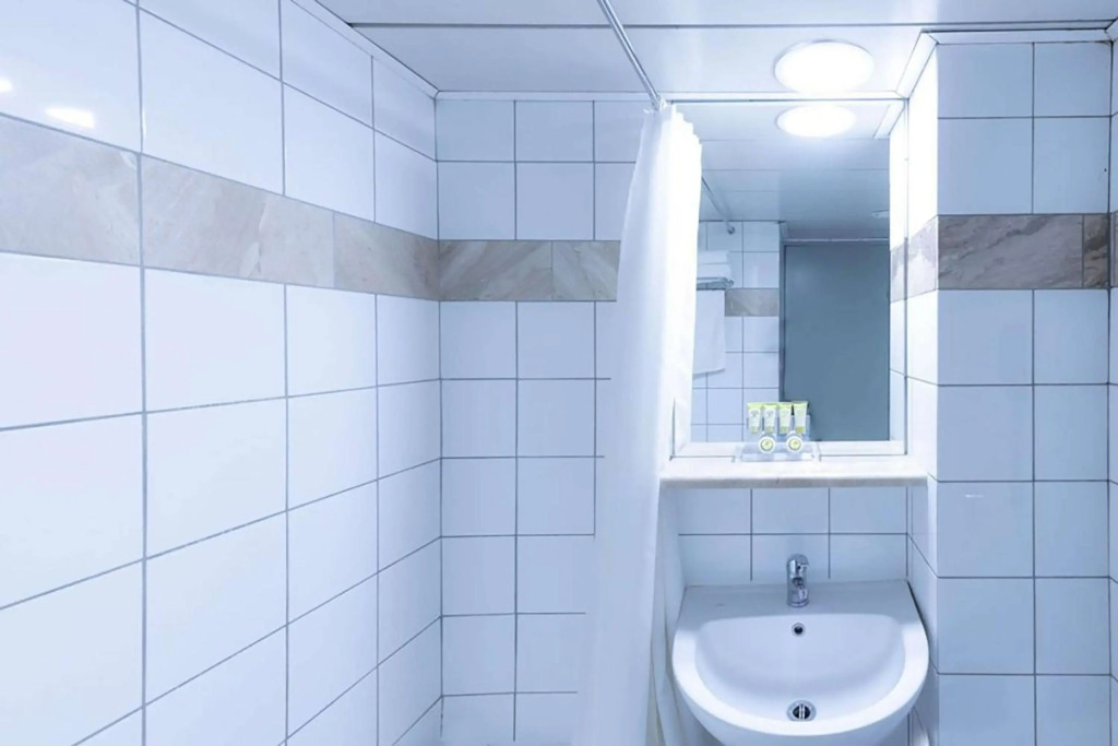 Dorian Inn - Sure Hotel Collection by Best Western
