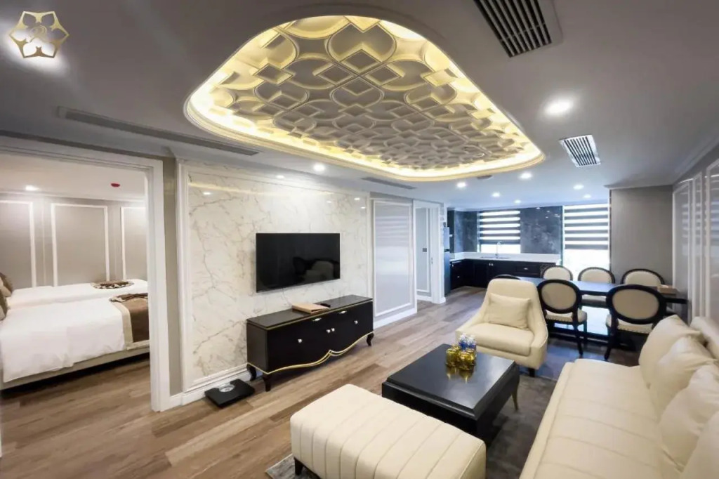 Cửa Đông Luxury Hotel