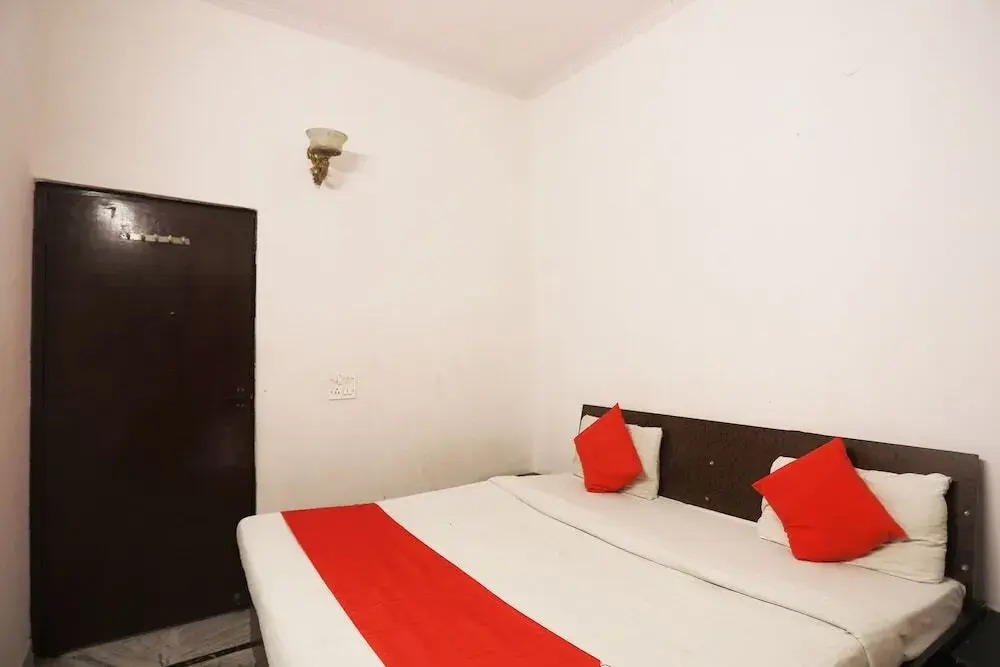Brs Homes By OYO Rooms