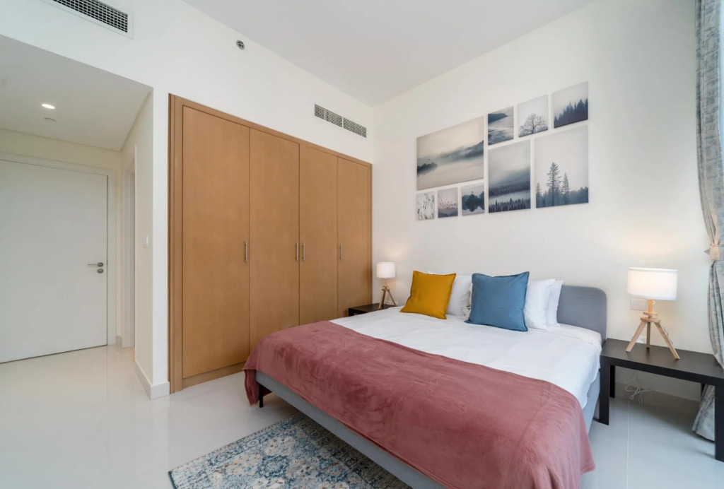 1BR Apt Brand New Spectacular Views Downtown