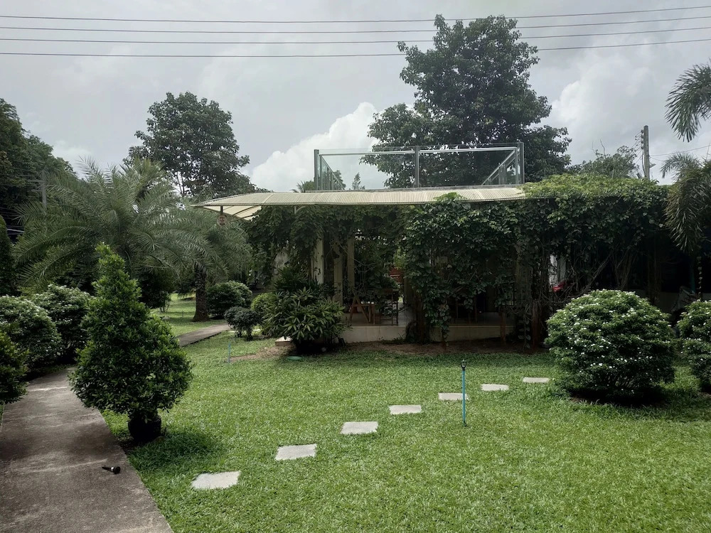 V Valley Resort
