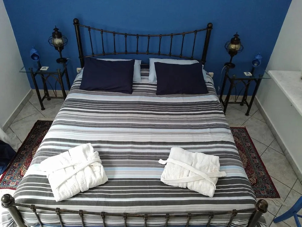 Seafarers Suite by Filos Inc