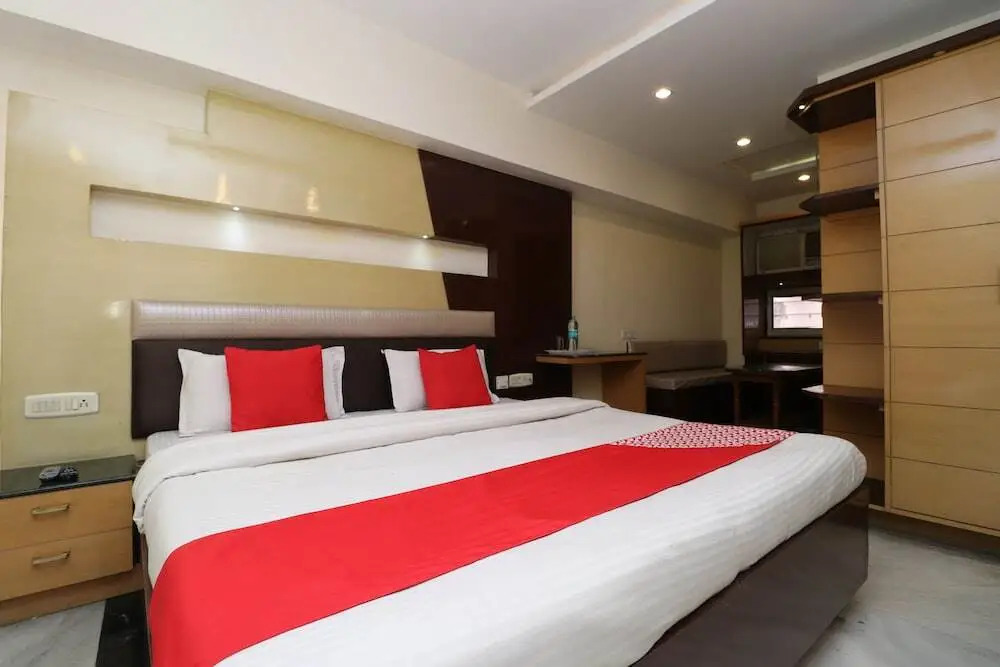 Collection O 3504 Vivek International Hotel