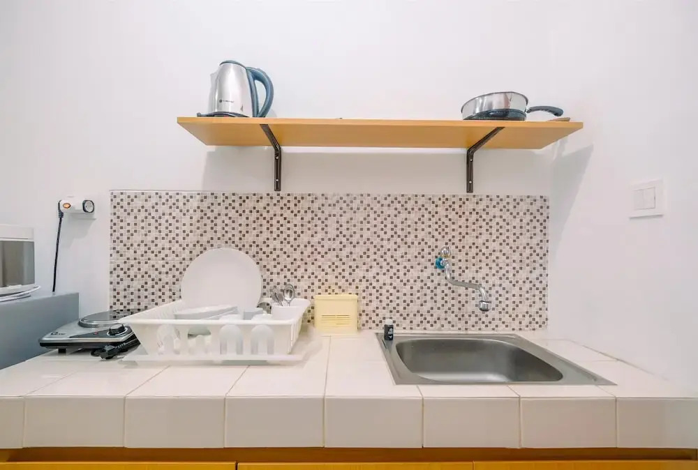 Great Deal Studio at Dave Apartment near Campus