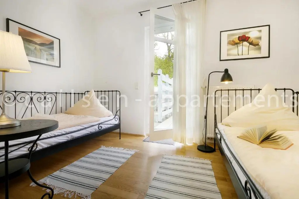 Villa Libelle by Callsen
