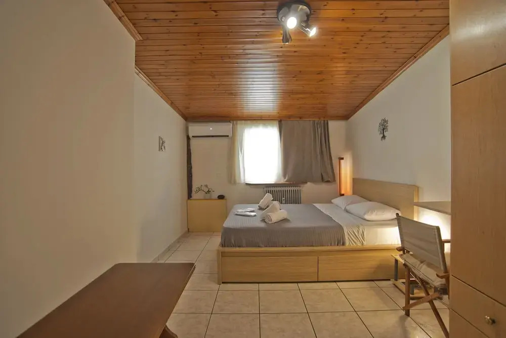 Apos Place in Pefki With 1 Bedrooms and 1 Bathrooms