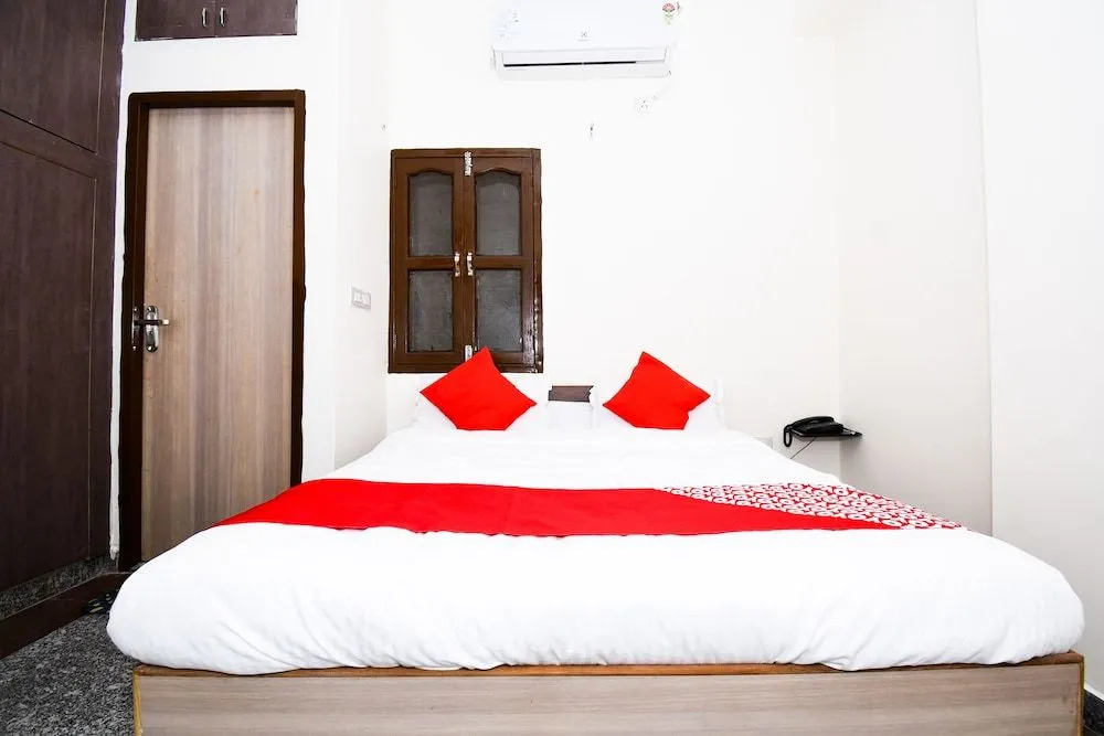 Oyo 27876 Hotel Preminn