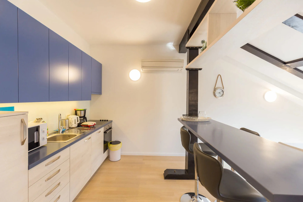Antonios Luxury Suites