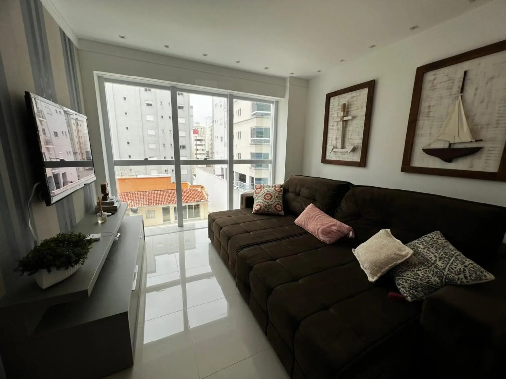 LINDO APARTAMENTO com 3 SUITES FINAMENTE MOBILIADO !