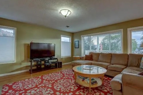 Northern Lts-Mt Vw-Ac-3br/2.5b