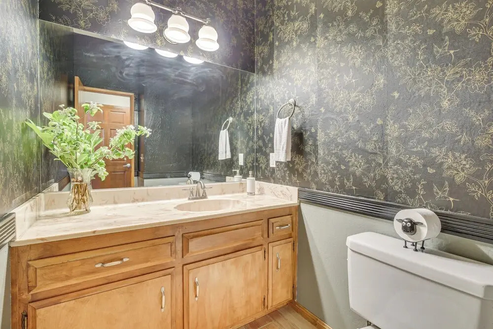 Partial Lake Arrowhead View: Cabin w/ Game Room!