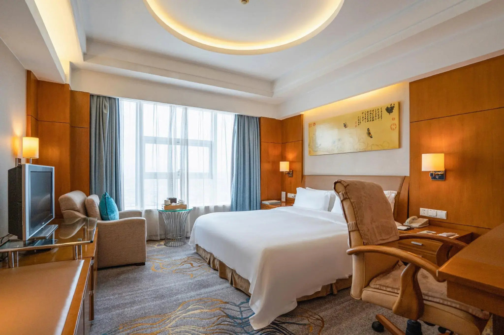 Fuyang International Trade Center Hotel