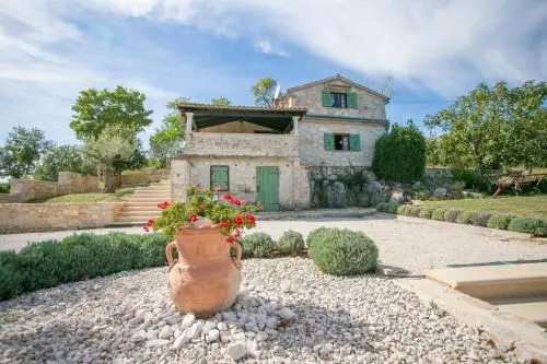Unique Villa Bošket with Pool and Jacuzzi surrounded by Nature