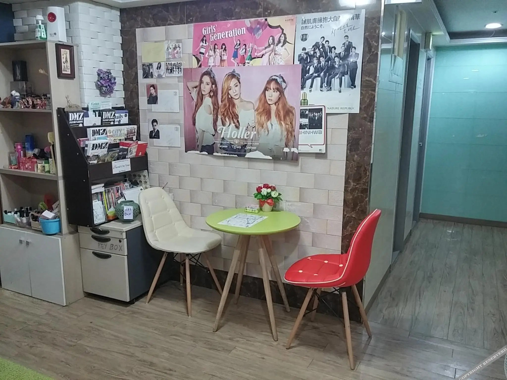Girls Generation Hostel Women Only (только для женщин)