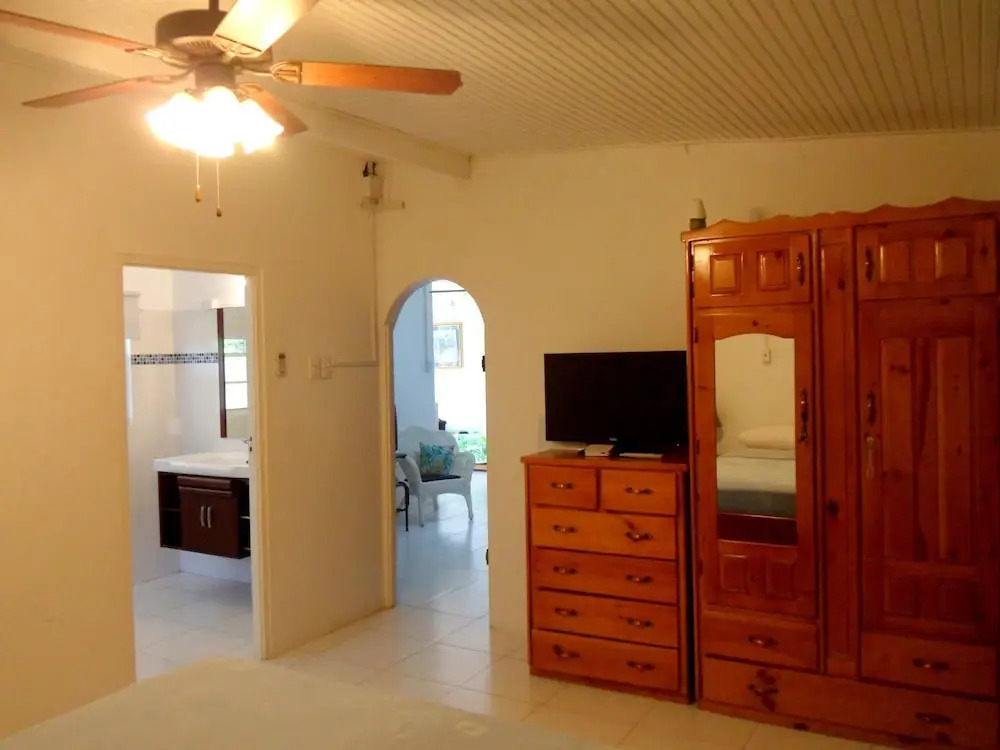 Lornas Cottage