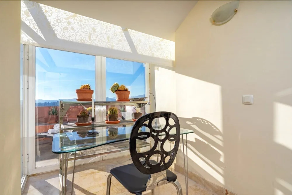 Unbeatable Penthouse in Fuengirola Hills