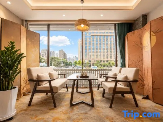 Xilinhot Jinfeng Hotel