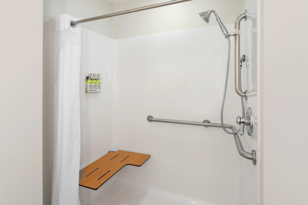 Holiday Inn Express & Suites Searcy by IHG