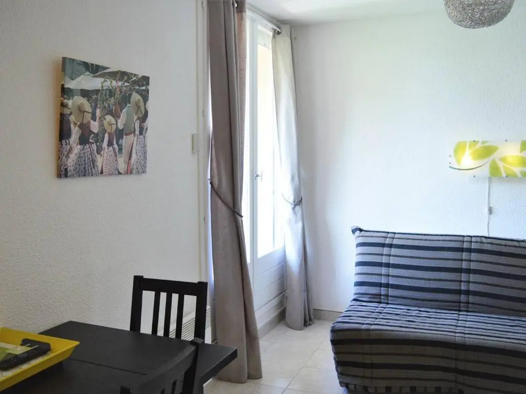 Appartement Bormes-les-Mimosas, 1 pièce, 3 personnes - FR-1-251-393