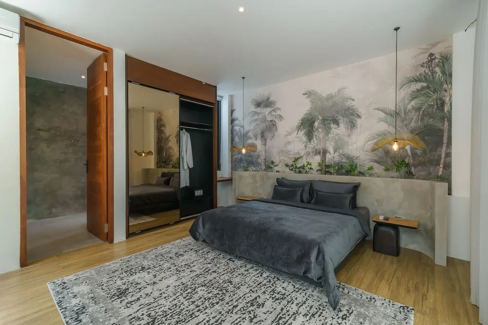 Stylish Tropical Villa - 2br