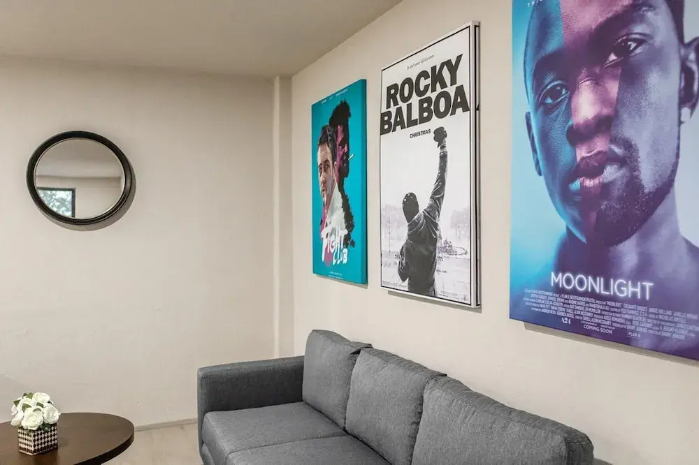 Elevate Your Roma Stay - 2BR - Wifi - Sleeps 7
