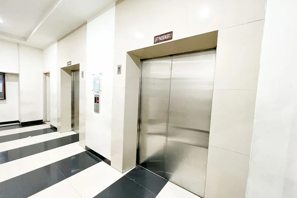 OYO 93586 Apartemen Tamansari Panoramic By Narel Ii