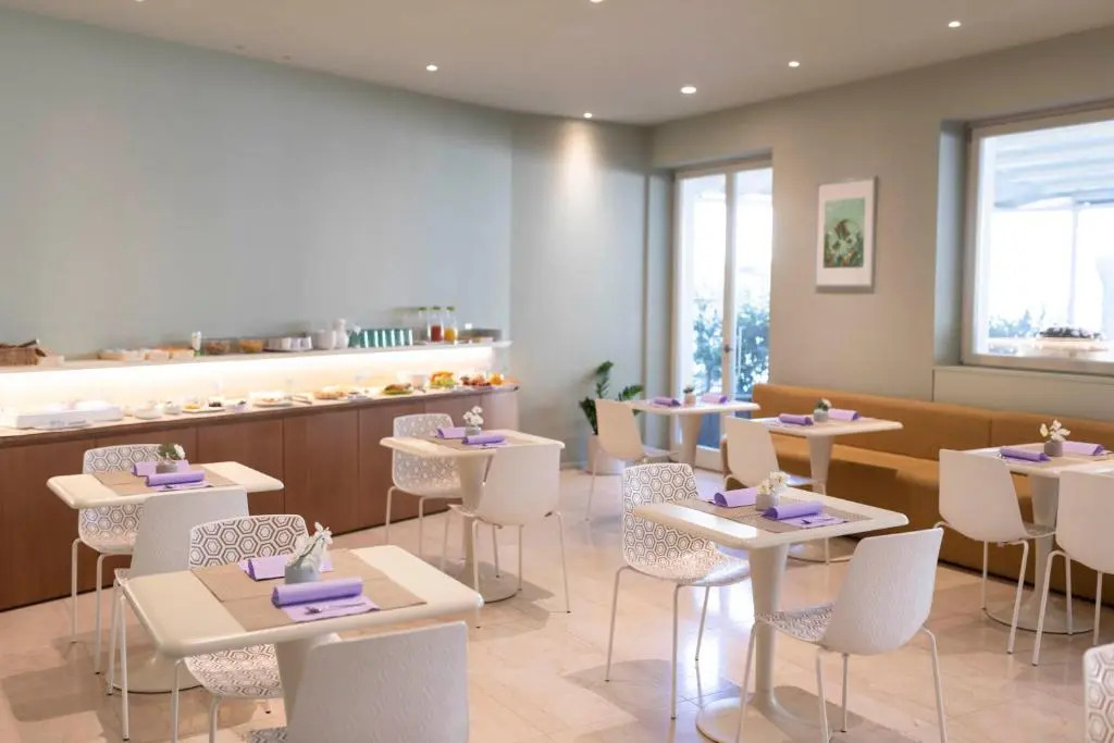 Aromi Piccolo Hotel