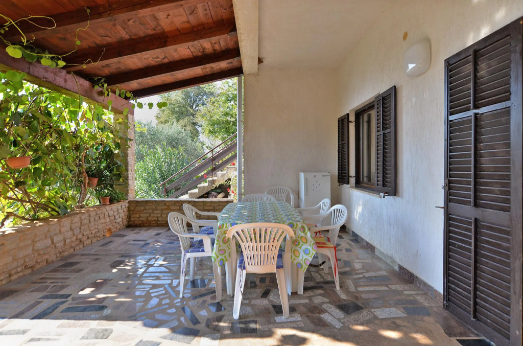 Apartment 1560