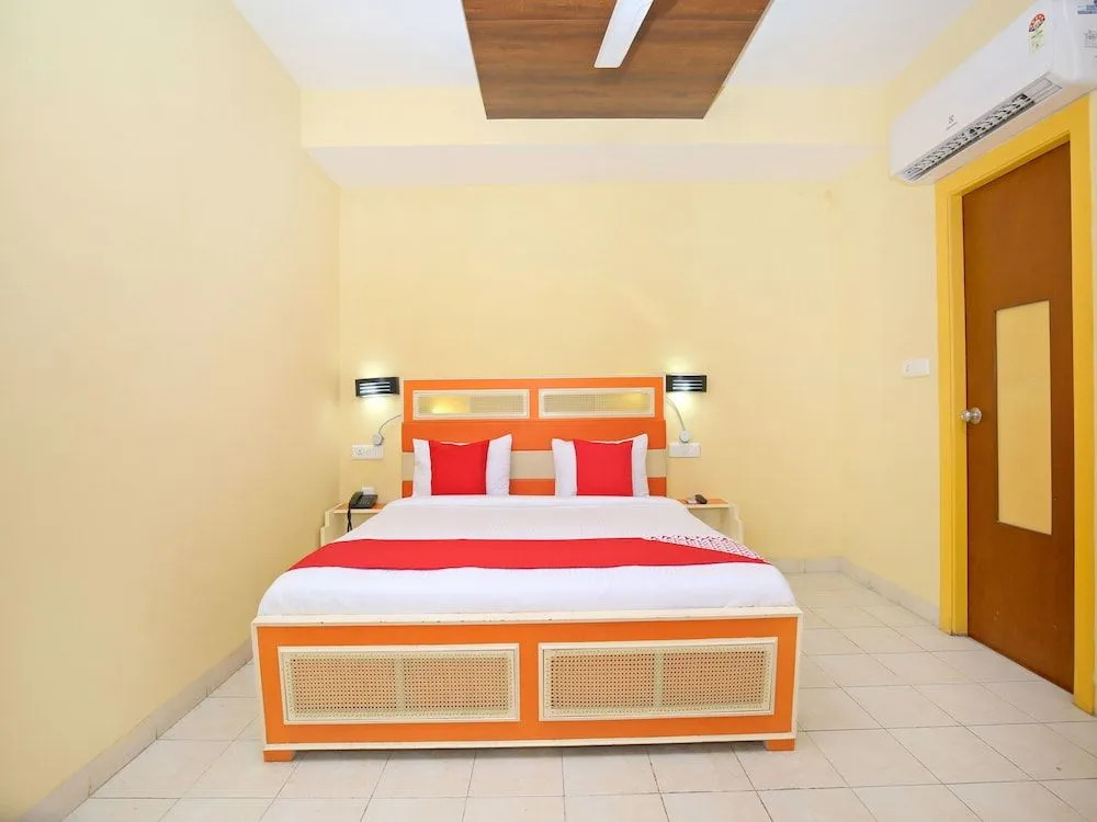 OYO 16949 Hotel Indiano