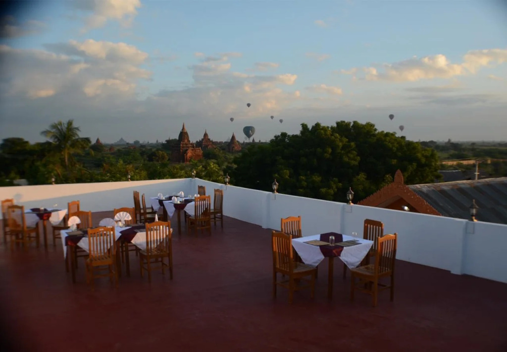 Manisanda Hotel