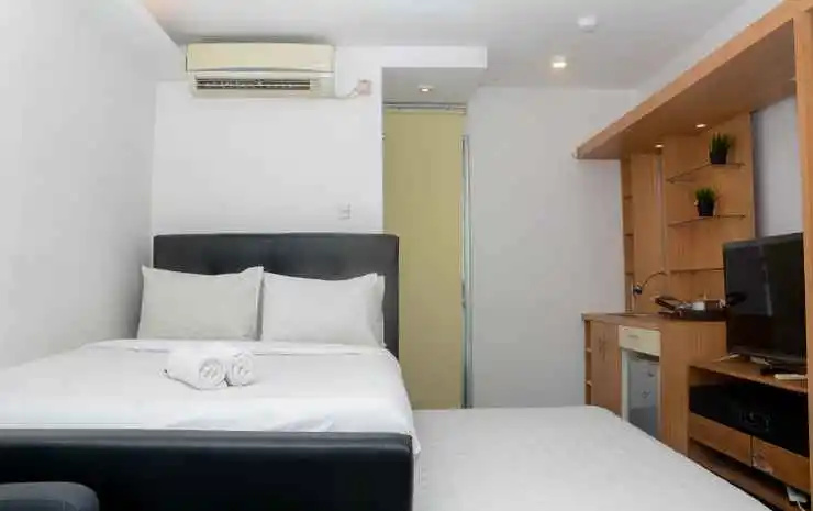 Cozy Living Studio Apartment at Bassura City By Travelio