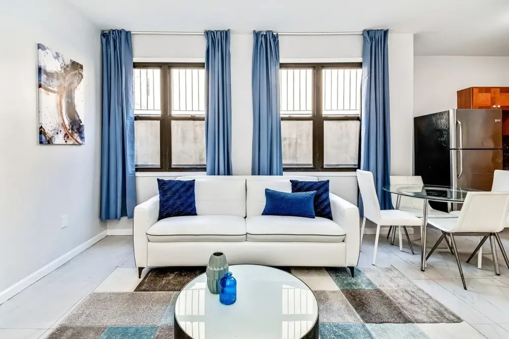 A Touch of Blue! Stylish 2BD Next to Reading Terminal Market
