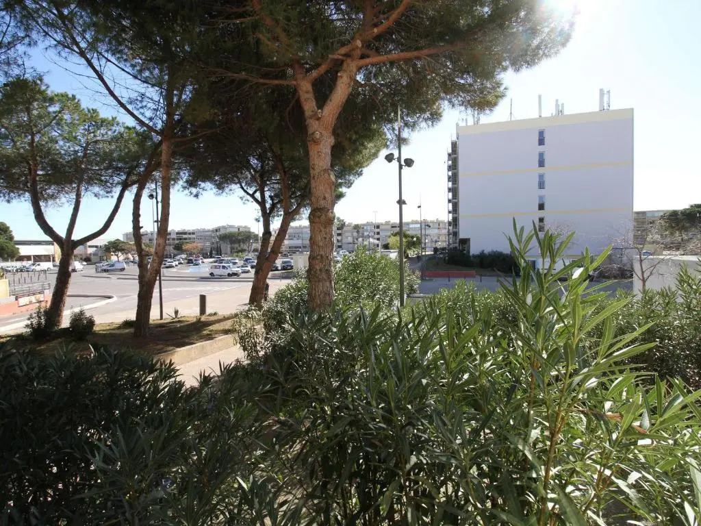 Appartement Balaruc-les-Bains, 1 pièce, 2 personnes - FR-1-553-121