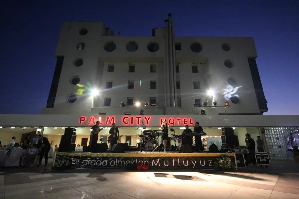 Hotel Palm City Akhisar