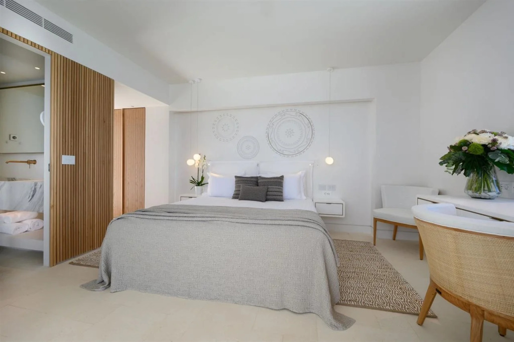 The Island Concept Luxury Boutique Hotel Heated Pool