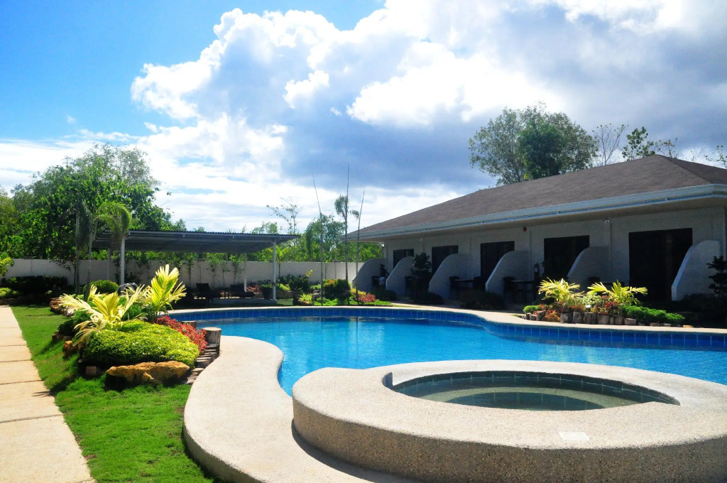 Alona de Tropicana Resort