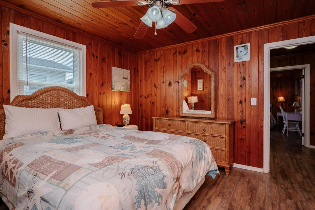 Jerseys Shore by Oak Island Accommodations