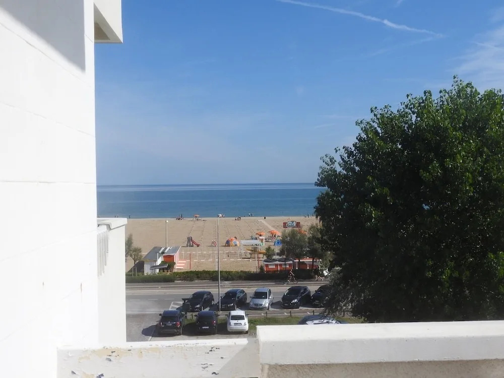 Hotel Aristeo Rimini fronte mare