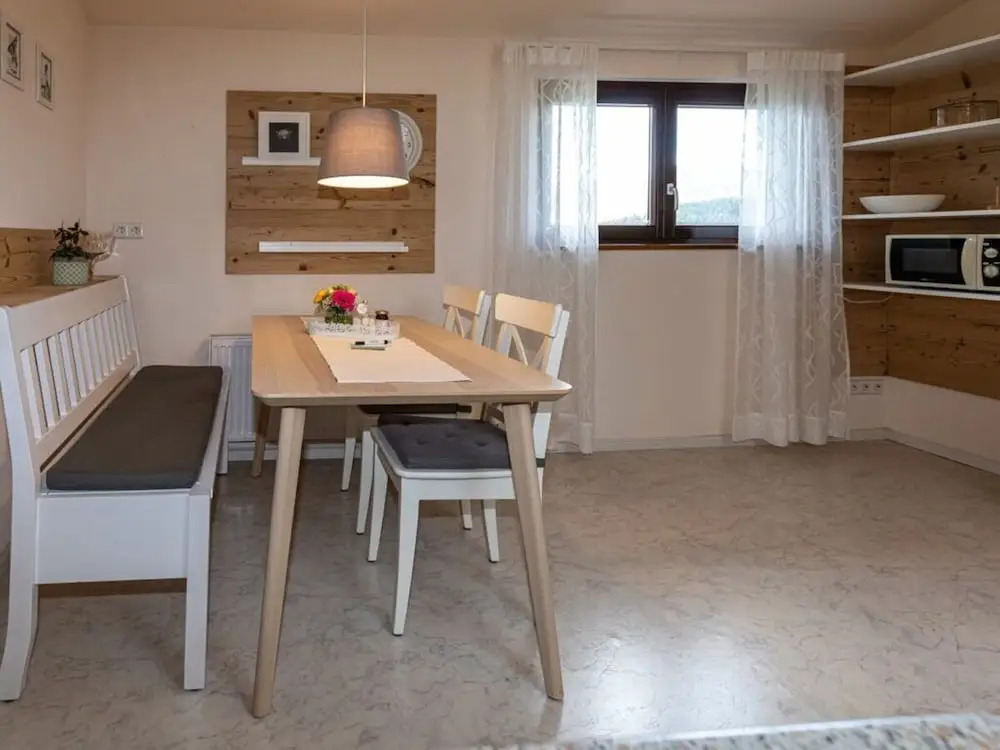 Apartment on the Isenmann Fruit Farm