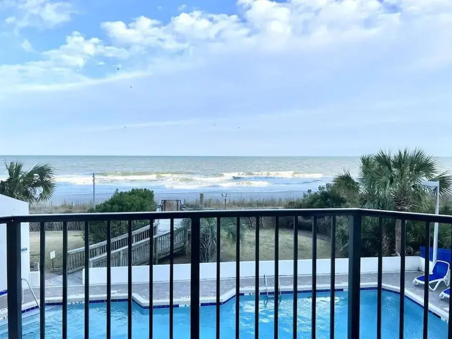 *FRESH & NEW OCEANFRONT*Pool*KING Bed*OMG VIEW*Approved Dogs*F22