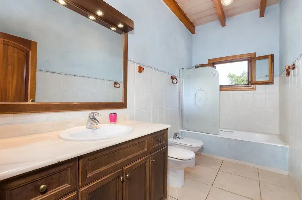- House In