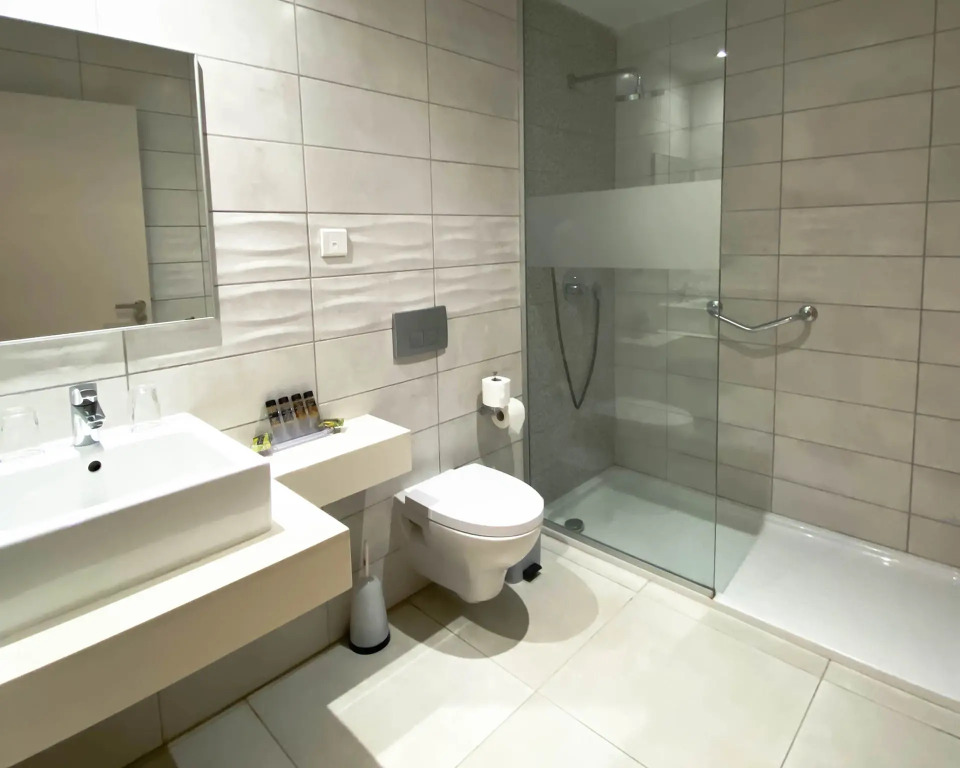 Anesis Hotel