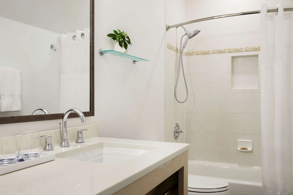 Parrot Key Hotel & Villas