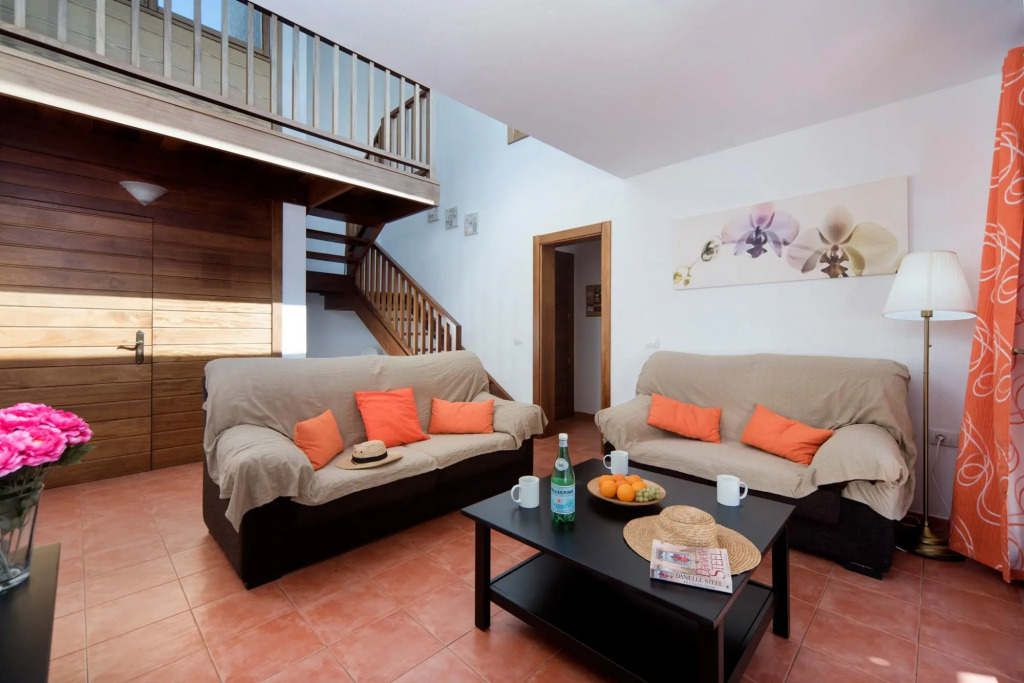 Villa Julianne 2 Heated Private Pool Walk to Beach A C Wifi Car Not Required - 2489