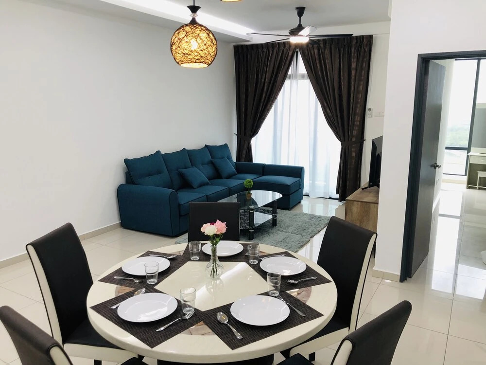 Midvalley Southkey Marina Residence By Elvis