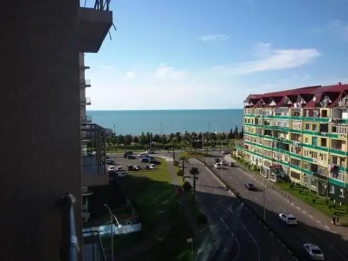Cozy Apartment in Batumi 2