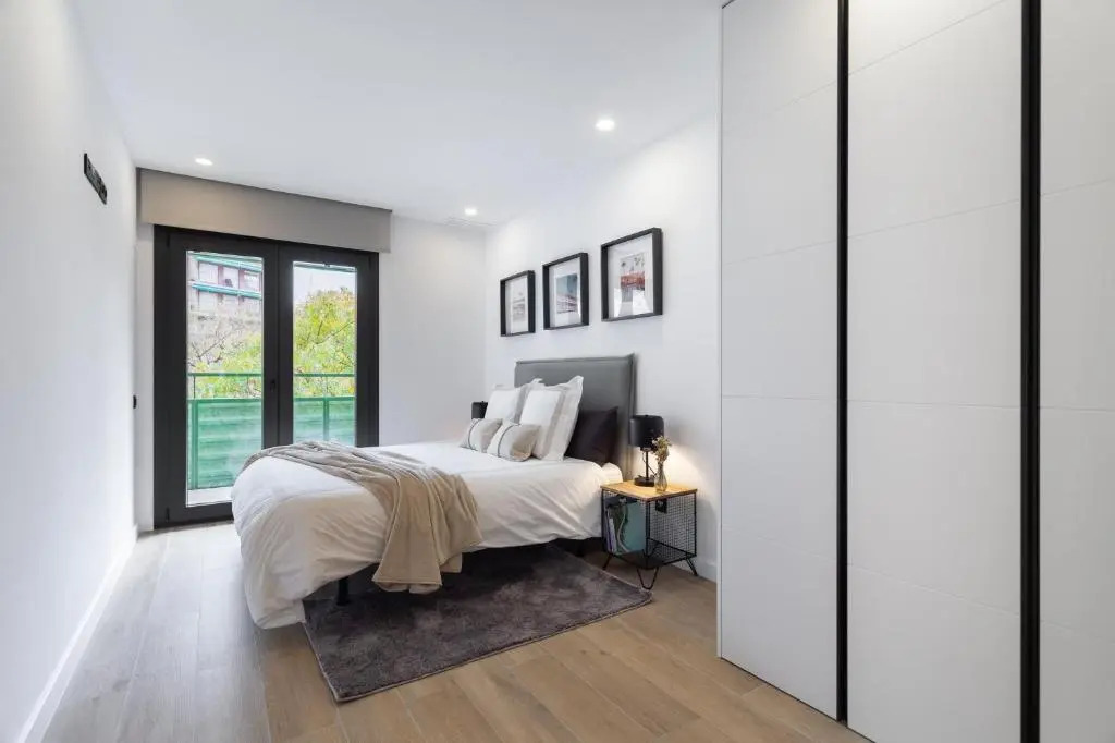 ApartsNouBcn Equador Les Corts