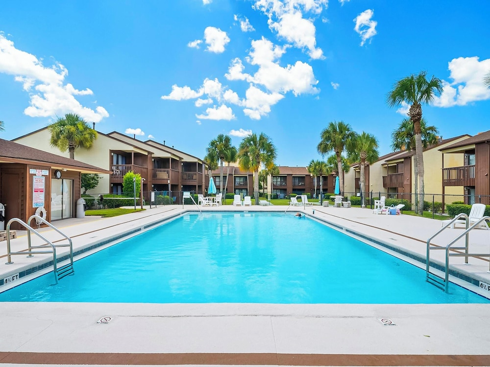 Beachwalk Condominiums #8B