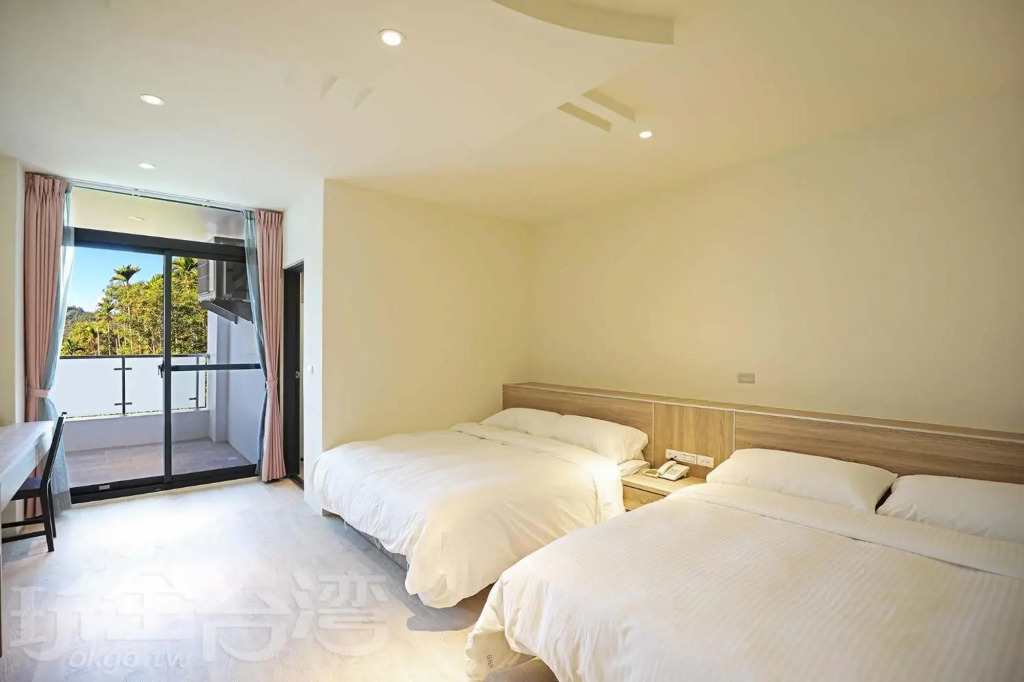 Riyuewan Homestay