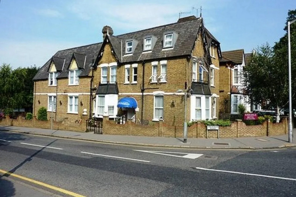 Kirkdale Hotel